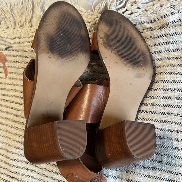 Steve Madden Nannoo Sandal - Picture 6 of 9